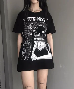Schwarzes Anime-Outfit mit Grafikprint