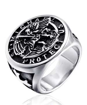 Gothic-Ring mit Schutzengel-Motiv