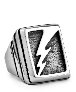 Ring mit Blitzsymbol im Gothic-Stil