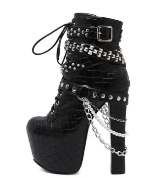 Gothic Stiefel mit hohem Absatz
