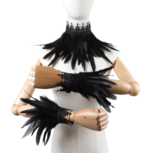 Holzfigur mit schwarzem Federaccessoire-Set