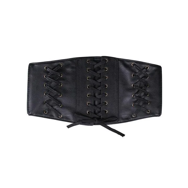 Gothic-Gürtel mit Schnürdetails