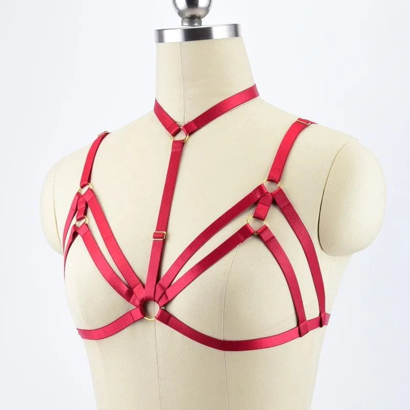 Rotes Teller-Set im Gothic-Stil