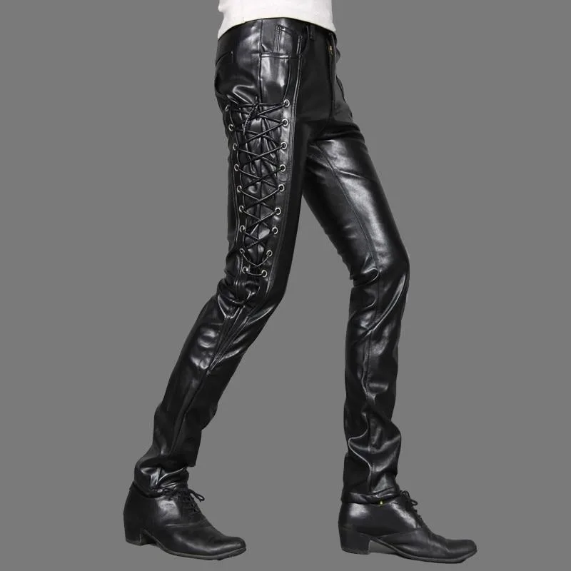 Gothic Hosen <br />Koreanisch