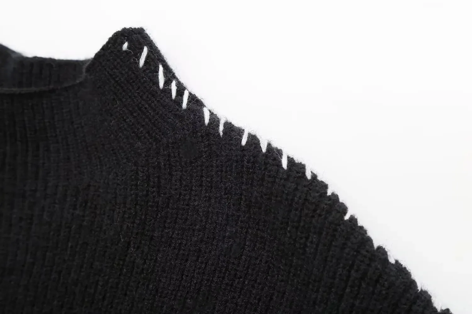 Vintage Gothic Pullover – Bild 2