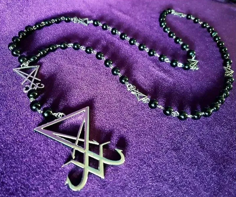Luziferische Gothic Halskette