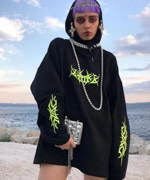 Gothic Sweatshirt mit Punk Aufdruck