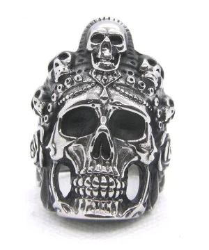 Totenkopf-Ring aus Metall im Gothic-Stil