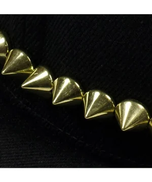 Gothic-Basecap mit Nieten
