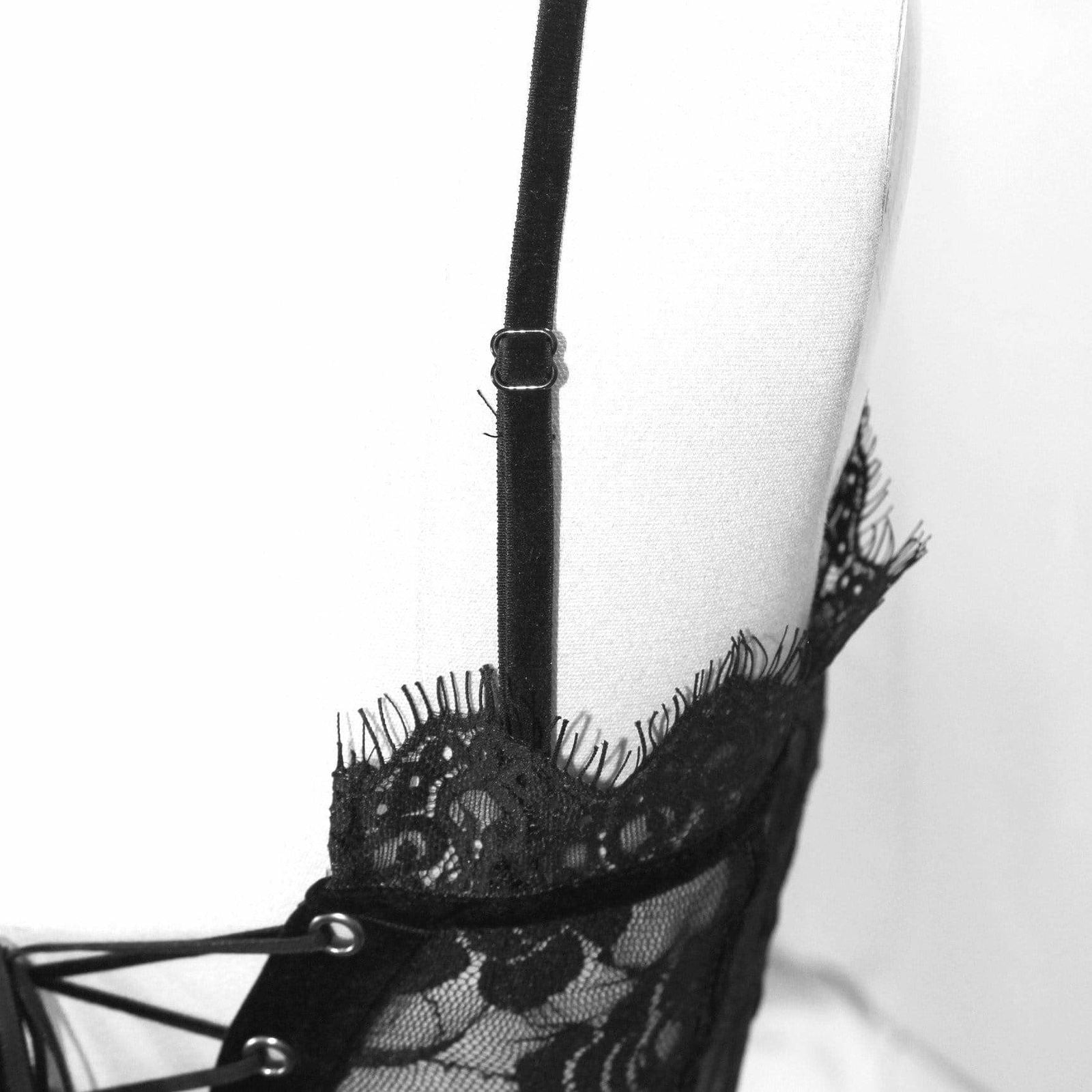 Damen-Bustiers aus durchsichtiger, floraler Spitze im Gothic-Stil - Gothic Shop