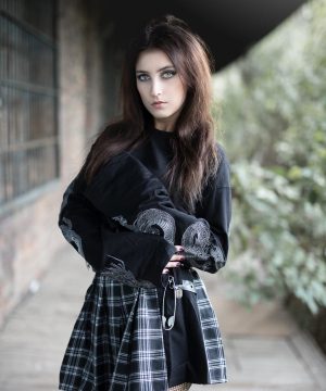 Langärmliges T-Shirt mit Drachen-Print im gotischen chinesischen Stil für Damen - Gothic Shop