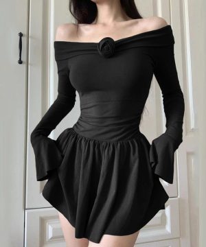Schulterfreies, kurzes Kleid mit ausgestellten Ärmeln und Punk-Blume für Damen - Gothic Shop