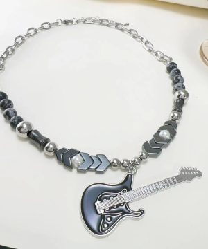 Punk-Halsband mit Gitarren-Anhänger für Damen - Gothic Shop