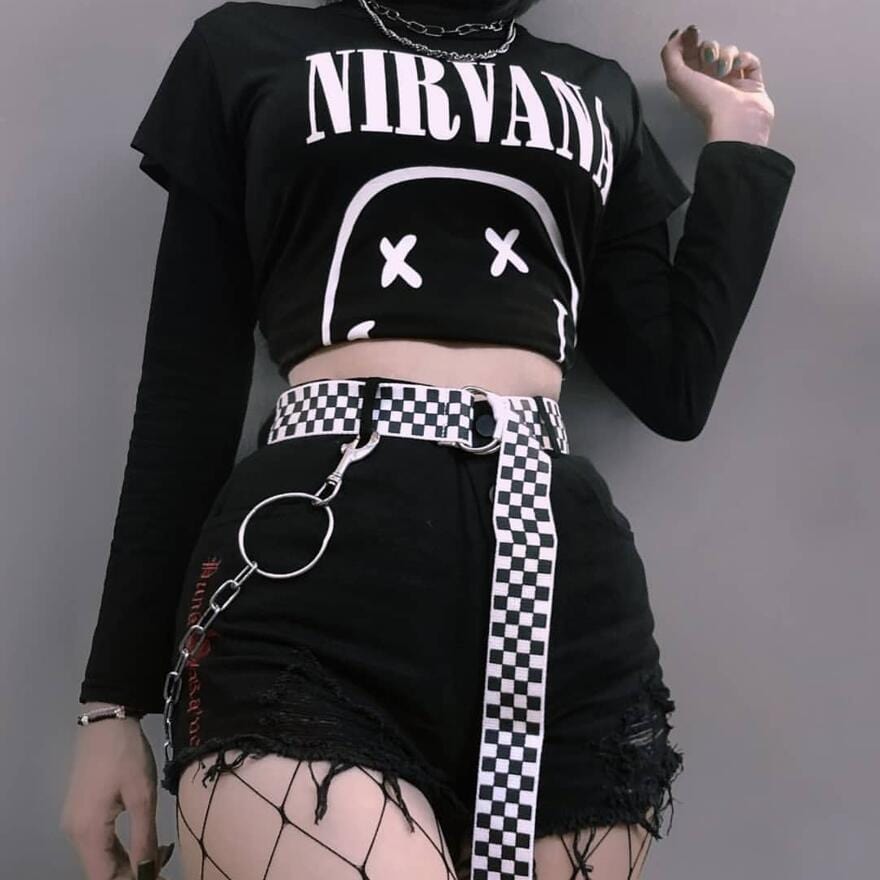 Damen-Gotik-Shorts mit hoher Taille und Rissen - Gothic Shop