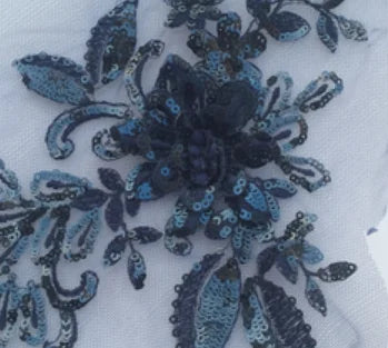 Gothic 3D Pailletten-Spitze mit Blumenstickerei – Schwarz Rot – Bild 12