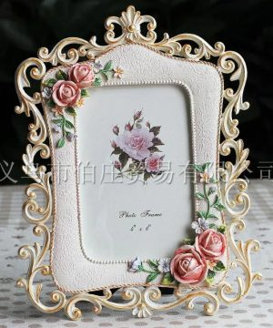 Gothic Rosen Bilderrahmen aus Harz, 6 Zoll, Vintage Stil