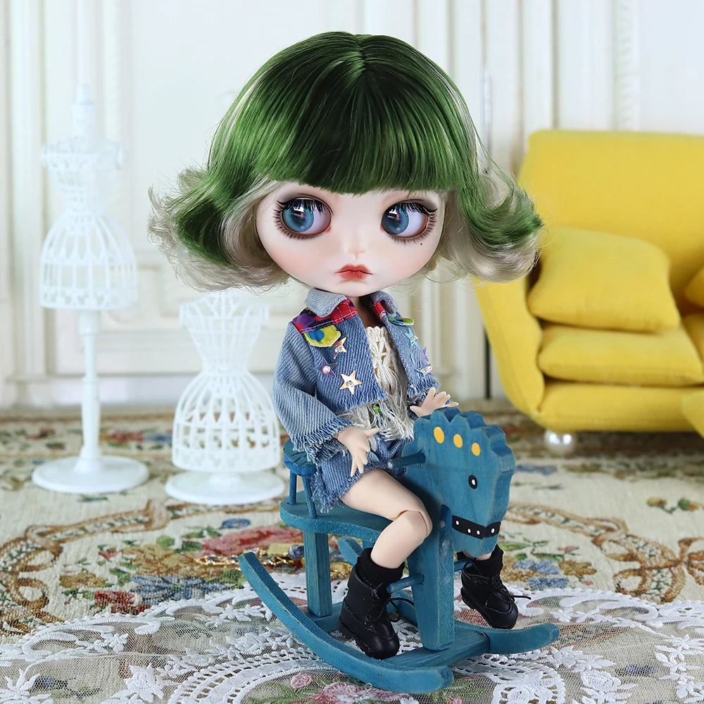 Gothic Blythe Puppe 1/6 mit kurzen Haaren und Zubehör – Bild 4