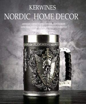 Gothic Totenkopf Bierkrug aus Edelstahl und Harz 600ml