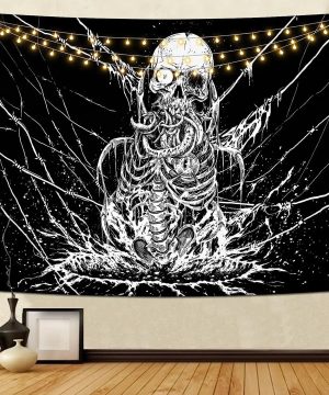 Gothic Totenkopf Wandteppich in Schwarz-Weiß Design