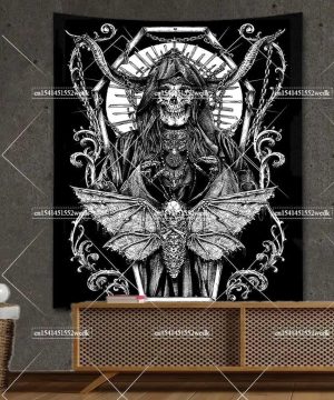 Gothic Wandteppich mit Totenkopf und Fledermausflügeln