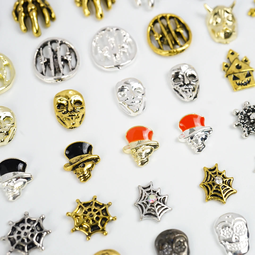 Gothic Halloween Nail Charms mit Totenkopf & Zirkonia 3D – Bild 4