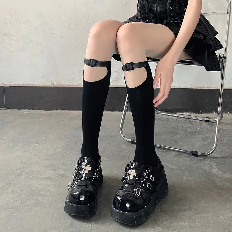 Gothic Techwear Damen Socken mit Leder-Schnallen – Mittelhoch – Bild 7