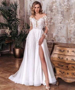 Gothic Brautkleid A-Linie mit Spitze und Beinschlitz