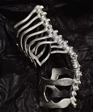 Gothic Stil Wirbelsäulenring für Damen und Herren 2024