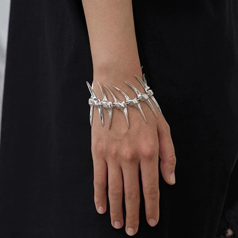 Gothic Silber Fischgräten Armband Unisex Cyberpunk Stil – Bild 7
