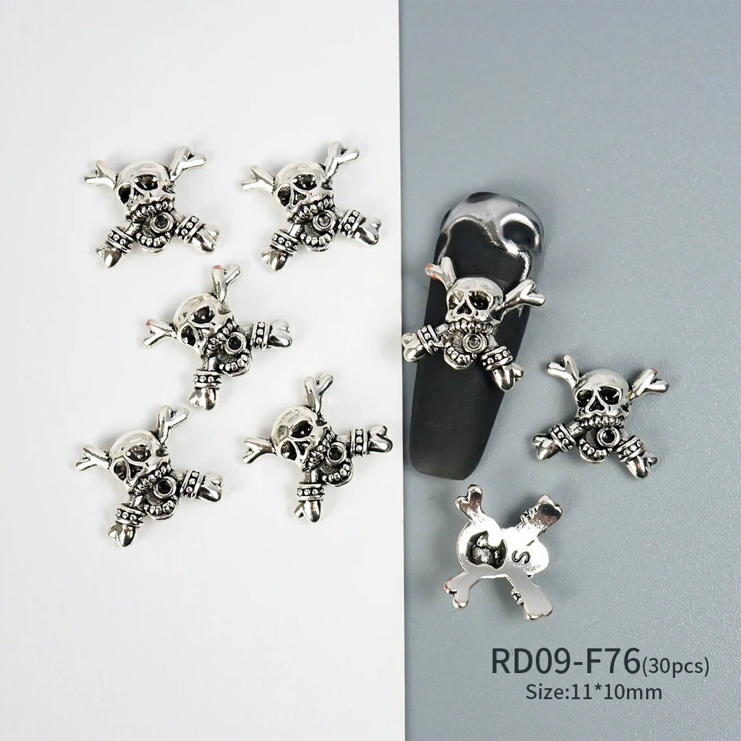 Gothic Halloween Nail Charms mit Totenkopf & Zirkonia 3D – Bild 35