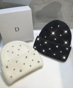 Gothic Strickmütze Damen mit Strass & Kaninchenfell